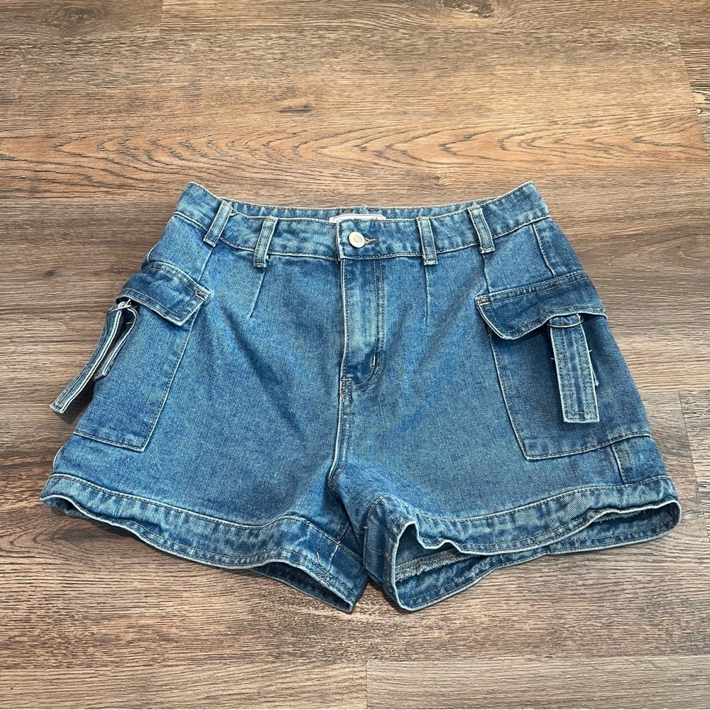 Sixty Six Y2K Cargo Style Denim Shorts Women’s Size 5 Medium Wash 3” Inseam